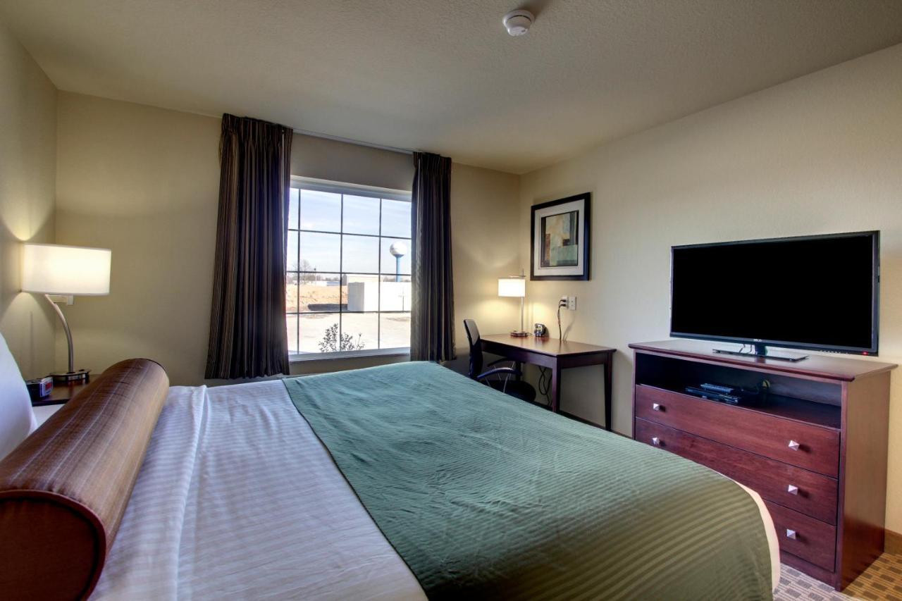 Cobblestone Inn & Suites - Carrington Exterior photo