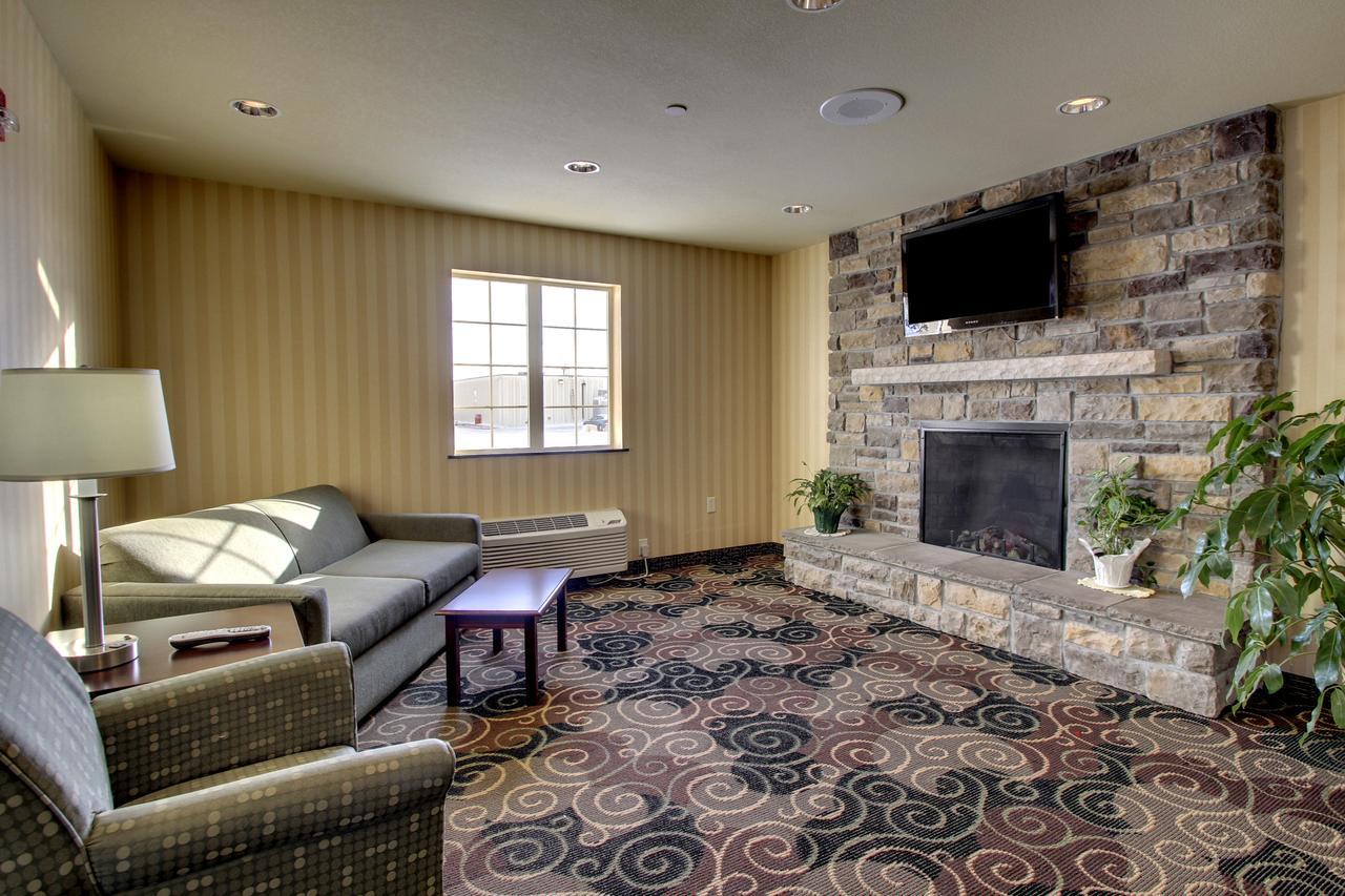 Cobblestone Inn & Suites - Carrington Exterior photo